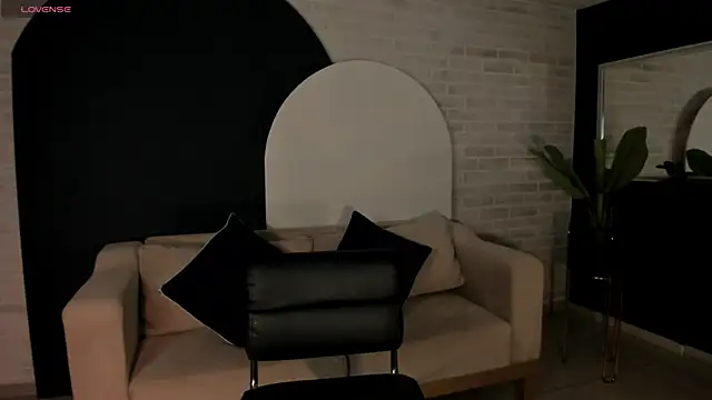 FernandaX1 online show from 17, 11, 2025