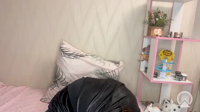 pink pikachu  online show from 13, 3, 2026