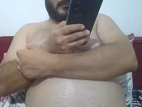 Snapshot of UrfavSlaveBitch chatting on 30, 6, 2026 UrfavSlaveBitch online show from 30, 6, 2026