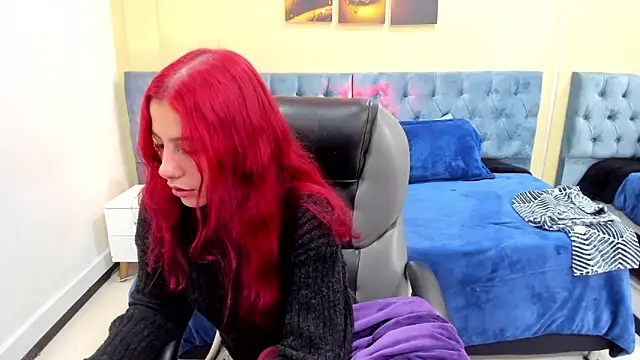 Snapshot of Regina_blum chatting on 7, 3, 2025 Regina blum online show from 7, 3, 2025