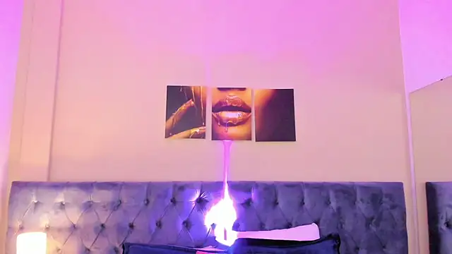 Snapshot of Regina_blum chatting on 22, 3, 2025 Regina blum online show from 22, 3, 2025