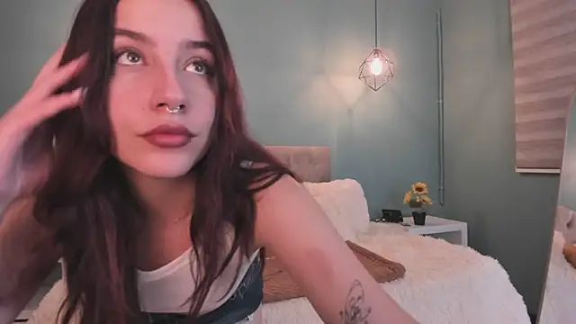 Snapshot of Regina_blum chatting on 18, 1, 2026 Regina blum online show from 18, 1, 2026