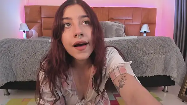 Snapshot of Regina_blum chatting on 24, 2, 2026 Regina blum online show from 24, 2, 2026