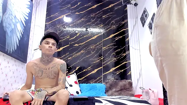 exotic hot couple online show from 2, 6, 2026