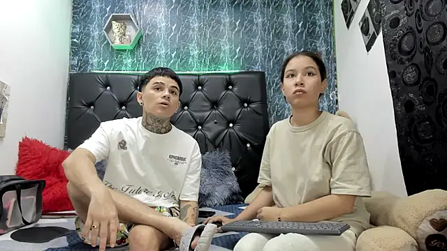 exotic hot couple online show from 13, 11, 2025