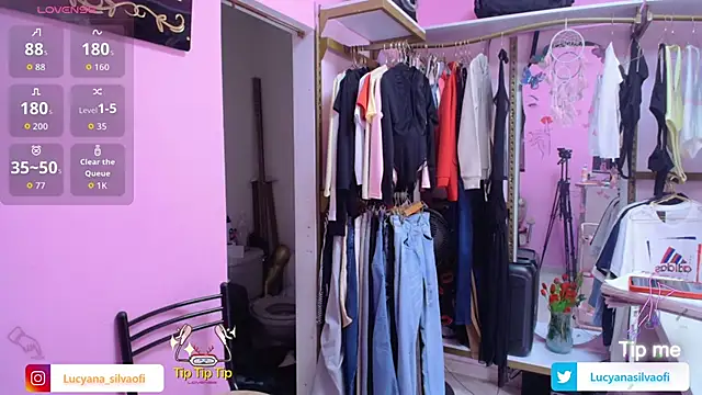 LucyanaSilva online show from 13, 2, 2026