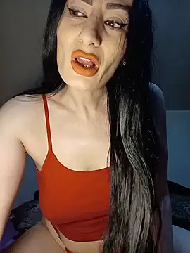 Snapshot of EveeRose chatting on 8, 6, 2026 EveeRose online show from 8, 6, 2026