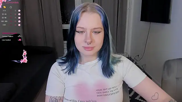 Snapshot of tender_kiitty chatting on 8, 2, 2026 tender kiitty online show from 8, 2, 2026