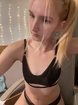 AnnyBelleX online show from 2, 11, 2025