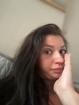 JulliaVegas online show from 10, 4, 2026