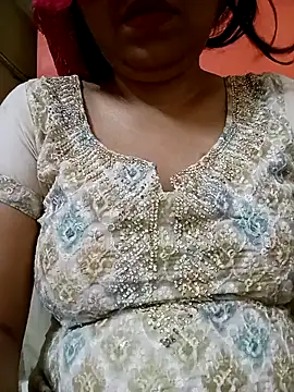 Snapshot of sunita-doll chatting on 10, 3, 2026 sunita-doll online show from 10, 3, 2026