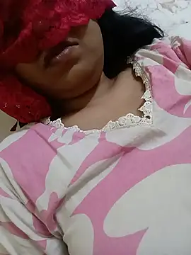Snapshot of sunita-doll chatting on 16, 6, 2026 sunita-doll online show from 16, 6, 2026