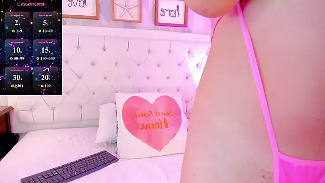 Snapshot of rebeca_watsson chatting on 11, 2, 2026 rebeca watsson online show from 11, 2, 2026