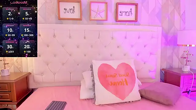 Snapshot of rebeca_watsson chatting on 10, 2, 2026 rebeca watsson online show from 10, 2, 2026