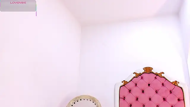 rebeca watsson online show from 20, 9, 2025