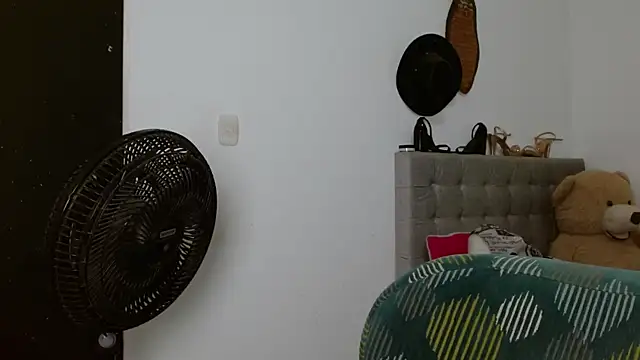 Sexy Lia  online show from 5, 5, 2026
