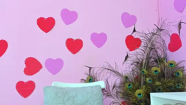 miss--flora online show from 13, 3, 2025