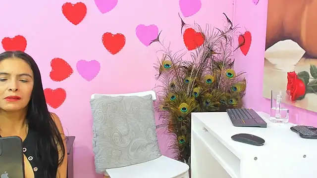 miss--flora online show from 8, 3, 2025