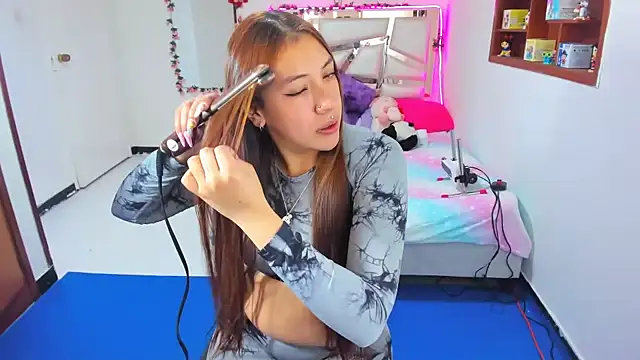 Snapshot of perlabeautiful chatting on 9, 10, 2025 perlabeautiful online show from 9, 10, 2025