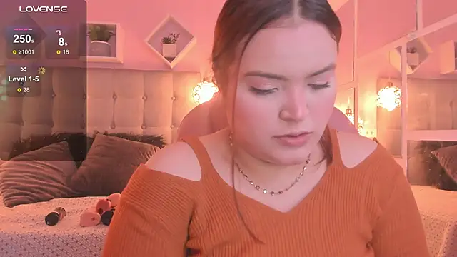 melanie hh online show from 8, 11, 2025