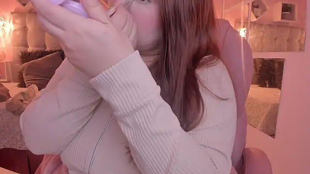 melanie hh online show from 6, 10, 2025