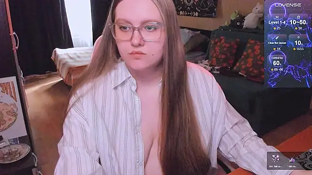 Snapshot of Alice_Dreamgirl_ chatting on 3, 7, 2026 Alice Dreamgirl online show from 3, 7, 2026