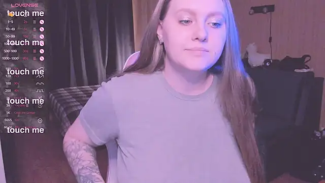 Alice Dreamgirl  online show from 16, 10, 2025