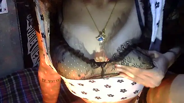 Snapshot of angel_aarna chatting on 2, 3, 2026 angel aarna online show from 2, 3, 2026