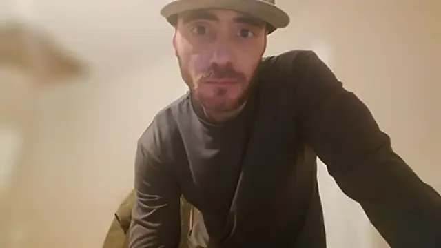 Huntzg23 online show from 11, 1, 2026