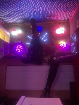 kinkycdslutsv online show from 5, 2, 2025