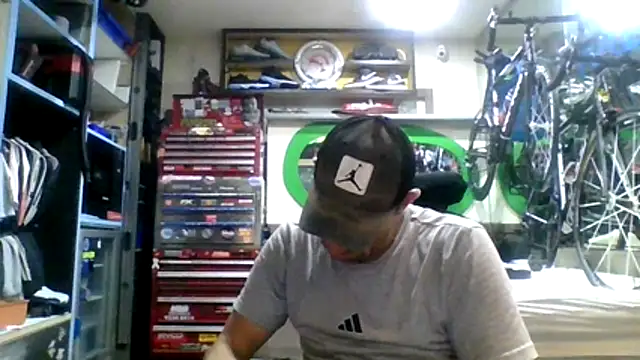 Snapshot of kinkycdslutsv chatting on 18, 4, 2026 kinkycdslutsv online show from 18, 4, 2026