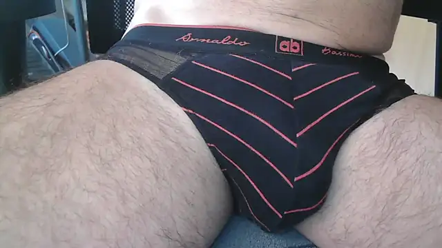 Snapshot of cs1512 chatting on 5, 11, 2025 cs1512 online show from 5, 11, 2025