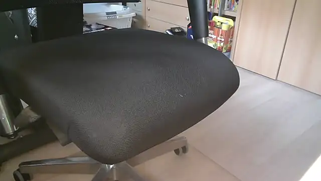 Snapshot of cs1512 chatting on 18, 12, 2025 cs1512 online show from 18, 12, 2025