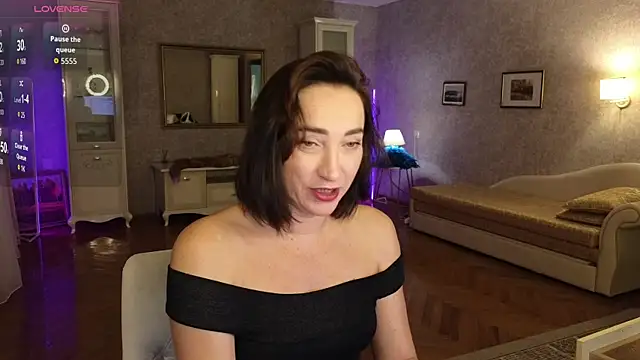 AnneHaddaway online show from 25, 10, 2025