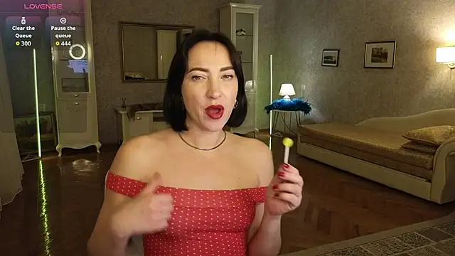 AnneHaddaway online show from 15, 11, 2025