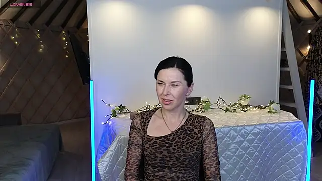 LinaJoy online show from 29, 5, 2026