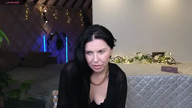 Snapshot of LinaJoy chatting on 11, 6, 2026 LinaJoy online show from 11, 6, 2026
