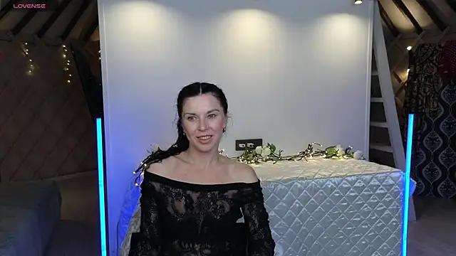 LinaJoy online show from 1, 6, 2026