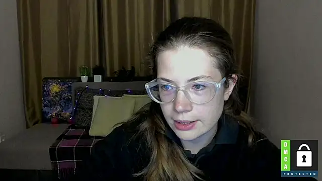 Alicia redfollow online show from 27, 9, 2025