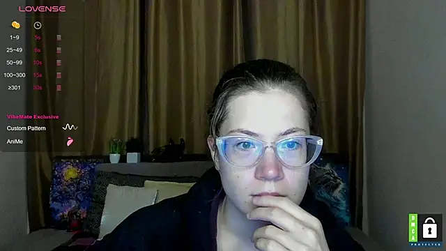 Alicia redfollow online show from 17, 10, 2025