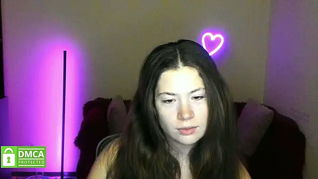 Alicia redfollow online show from 3, 12, 2025