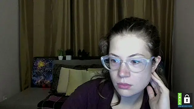 Alicia redfollow online show from 9, 10, 2025