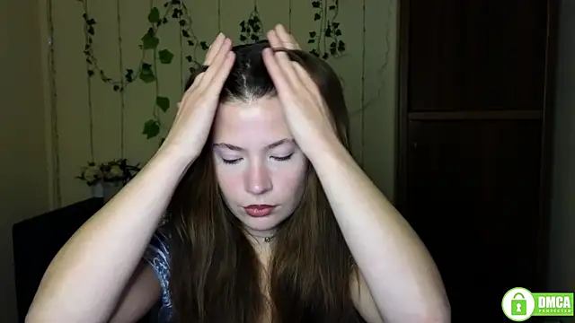 Alicia redfollow online show from 16, 11, 2025