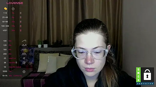 Alicia redfollow online show from 1, 10, 2025