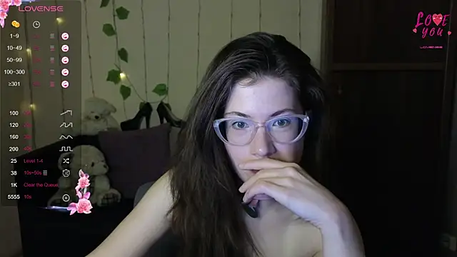 Alicia redfollow online show from 16, 3, 2025