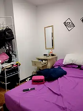 Miss balloonsmila online show from 4, 2, 2025