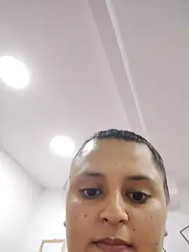 Miss balloonsmila online show from 11, 3, 2025