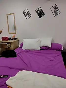 Miss balloonsmila online show from 3, 2, 2025