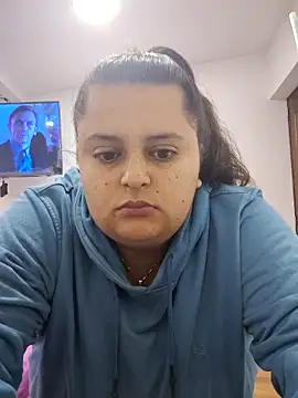 Miss balloonsmila online show from 18, 10, 2025