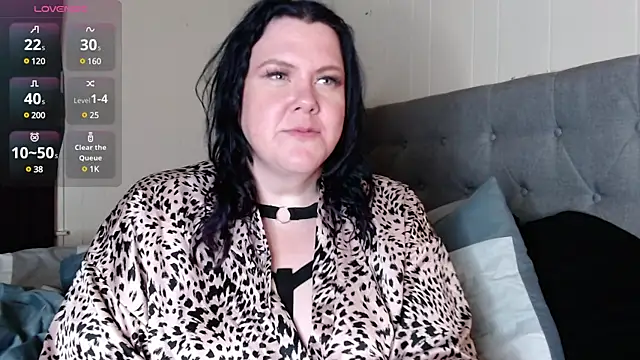 leenieb88 online show from 23, 1, 2025